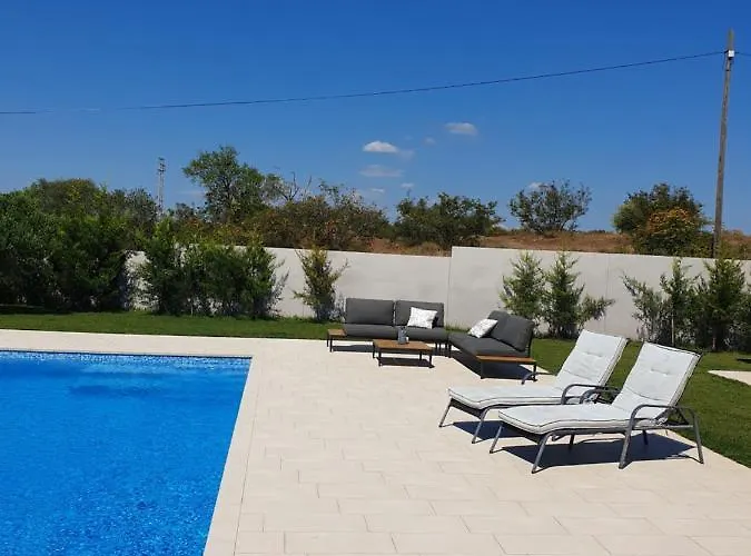 Small House Tia With Private Pool פולה