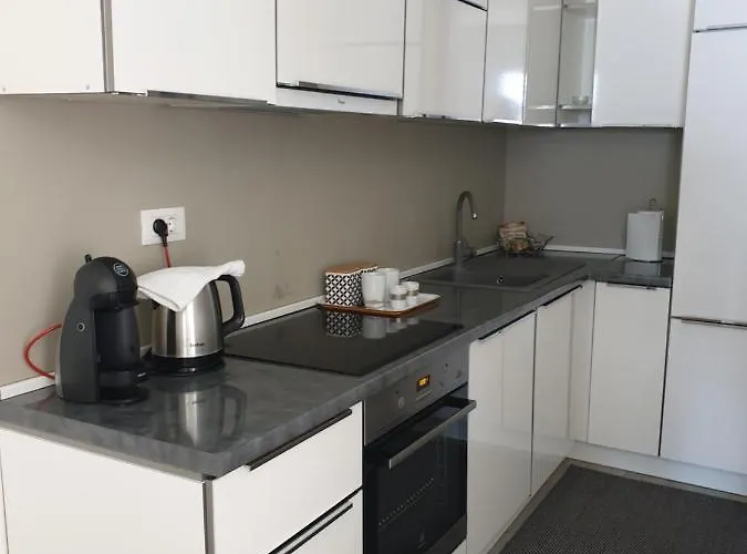 Small House Tia With Private Pool