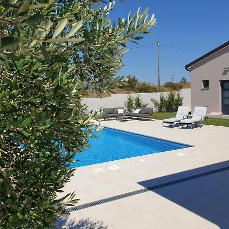 Small House Tia With Private Pool 公寓