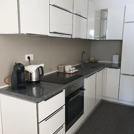 Small House Tia With Private Pool