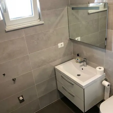 Small House Tia With Private Pool 普拉