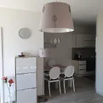 Apartment Small House Tia With Private Pool Pula