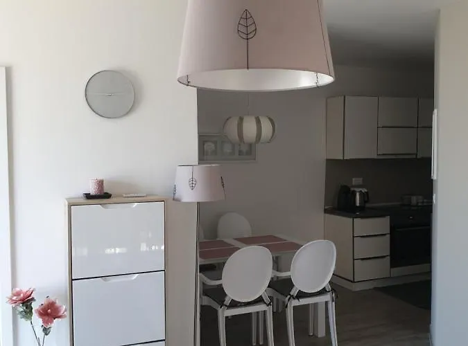 Apartment Small House Tia With Private Pool Pula